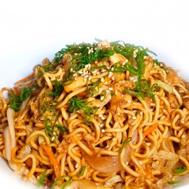 Kaisen yakisoba (Pollo)